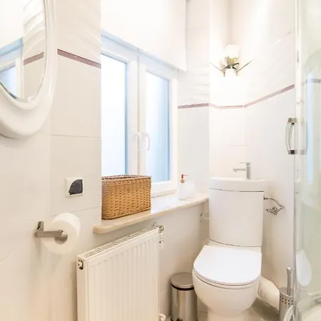 Krasnal Apartment - Historic Old Town - Wroclaw شقة